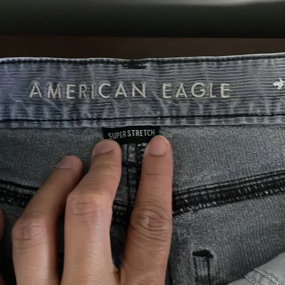 Preloved - Picture 2 of 5